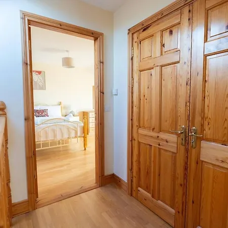 Holiday home Tranquil Hideaway Dingle